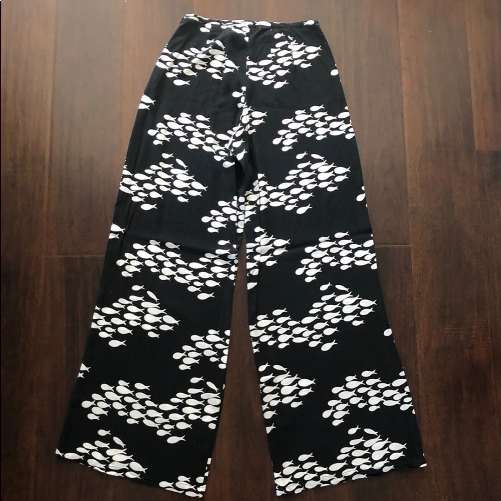Fighting eel Ava sky fish print pants xs/s